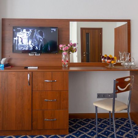 Demir Yol Plaza Hotel Баку Экстерьер фото