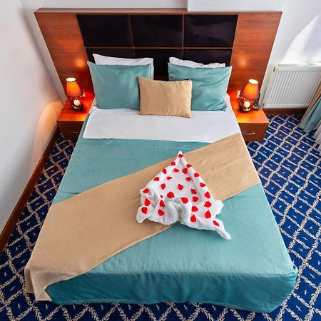 Demir Yol Plaza Hotel Баку Экстерьер фото