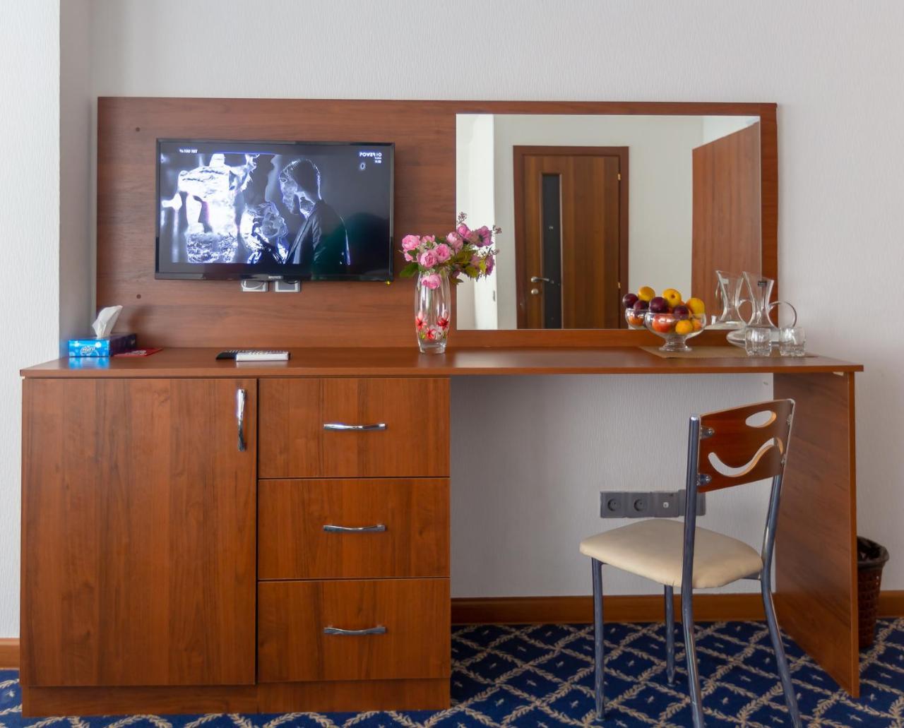Demir Yol Plaza Hotel Баку Экстерьер фото