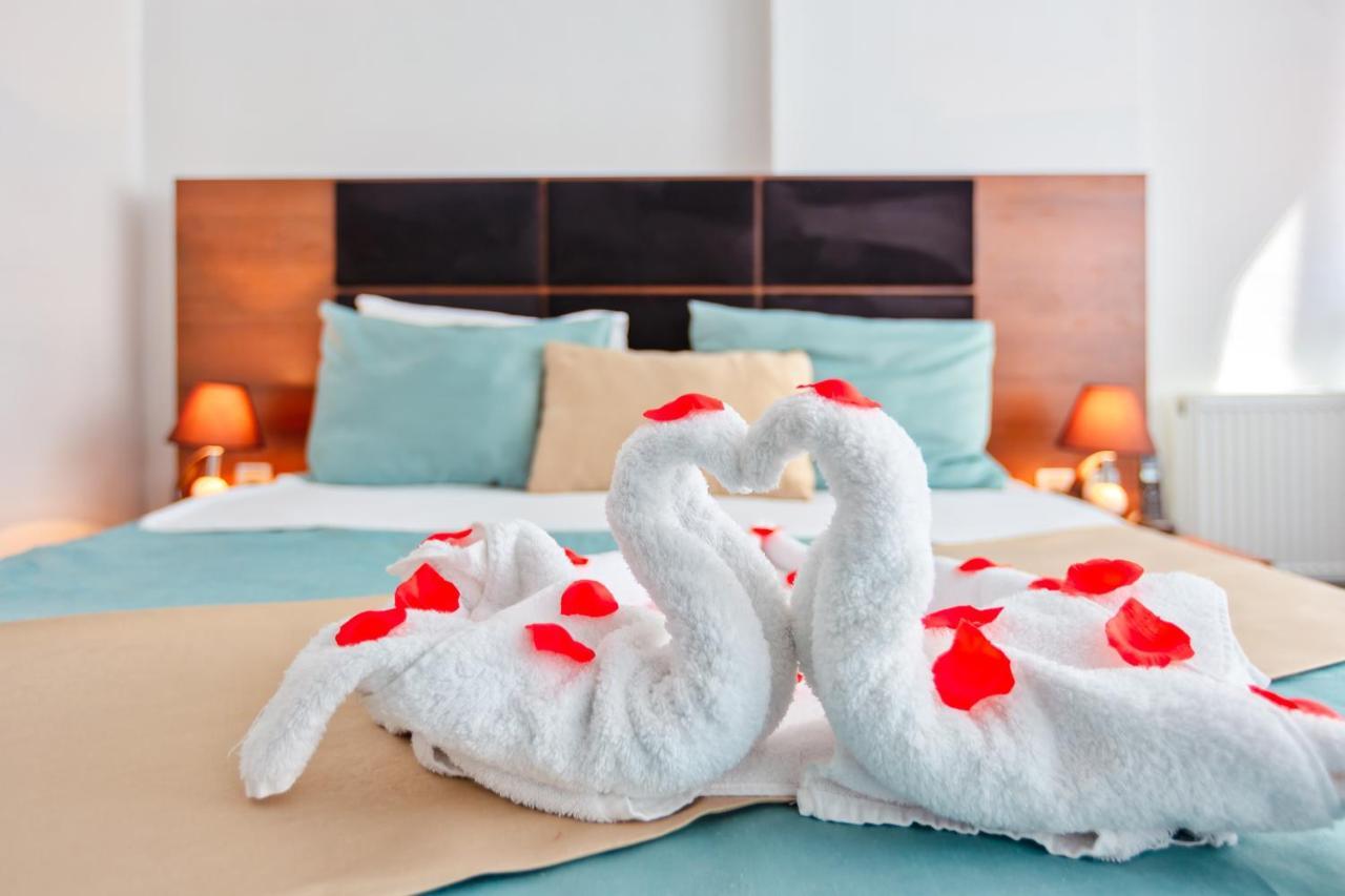 Demir Yol Plaza Hotel Баку Экстерьер фото