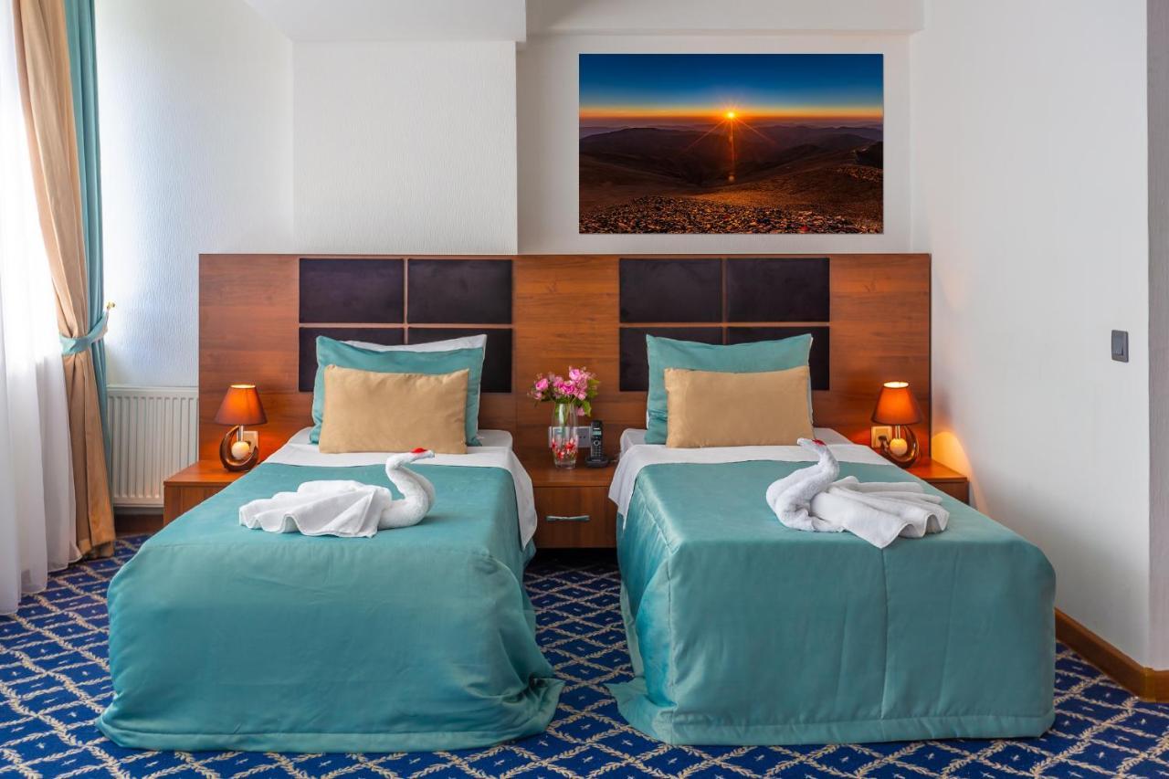 Demir Yol Plaza Hotel Баку Экстерьер фото