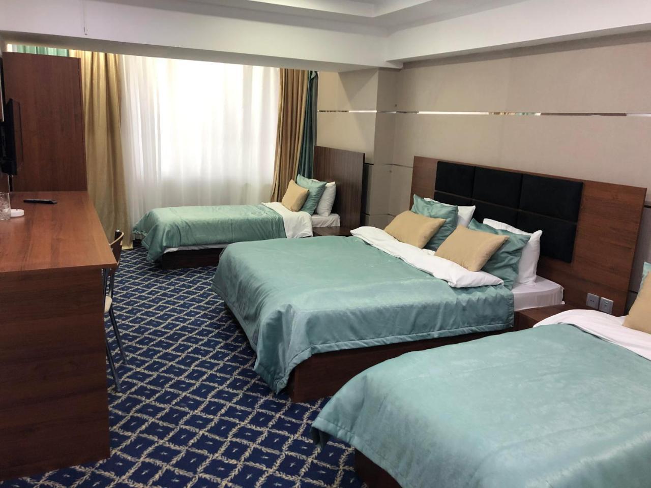 Demir Yol Plaza Hotel Баку Экстерьер фото